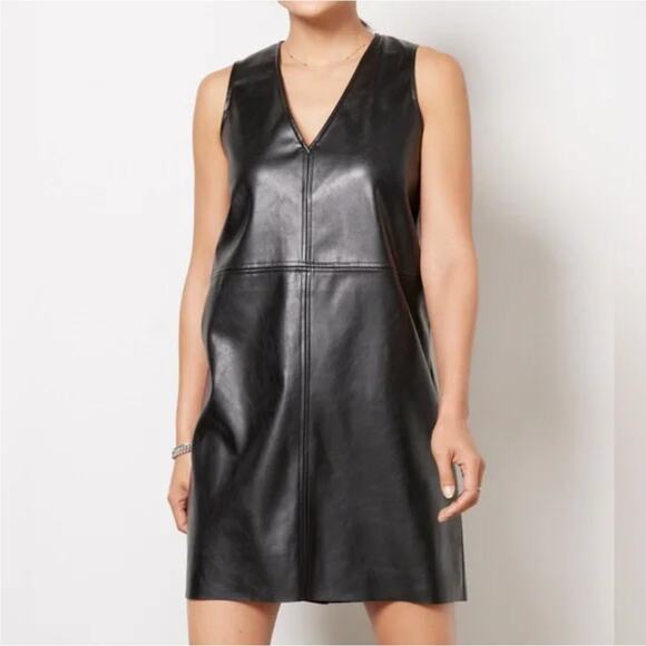 Evereve Elodie Shift Dress faux leather - Picture 1 of 12